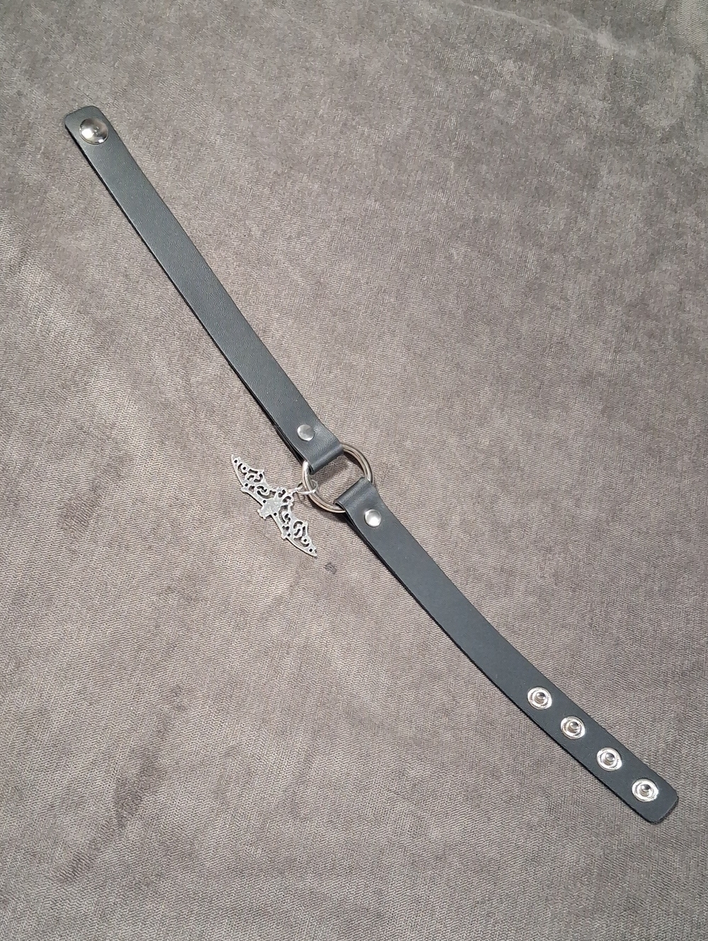 Black Faux Leather 15.5" Choker Collar + Silver Tone Wide Bat NWOT Snap Closure